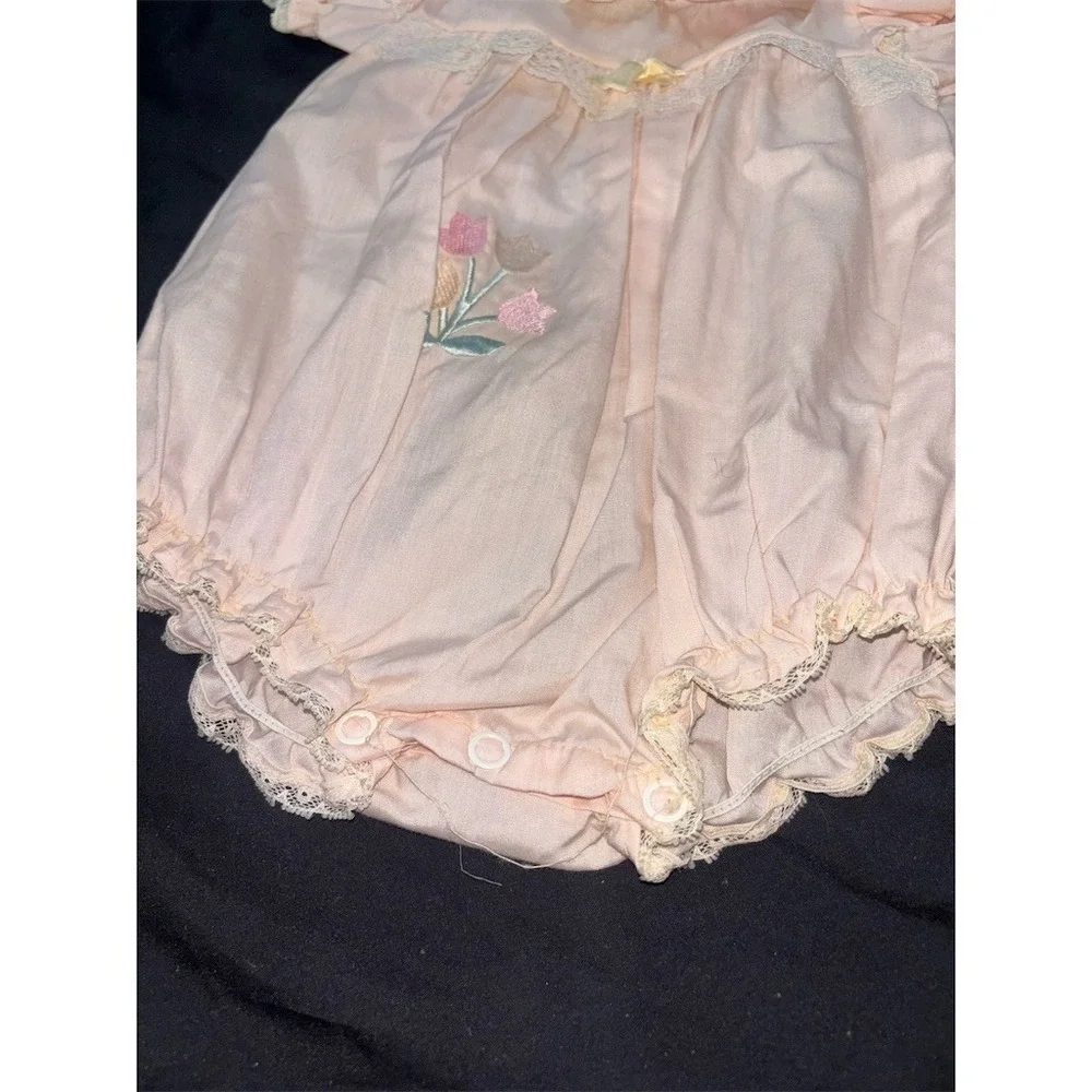 Vintage Alexis Baby Girl Bubble Romper Pink Lace Collar Tulip 0-3 newborn USA